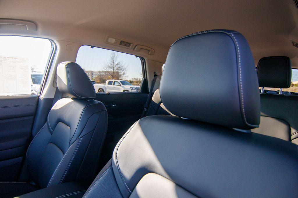 new 2025 Nissan Pathfinder car, priced at $41,999