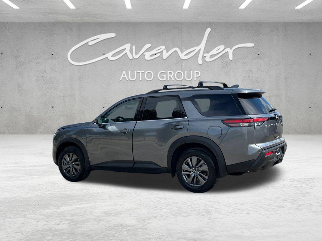 new 2025 Nissan Pathfinder car, priced at $36,975