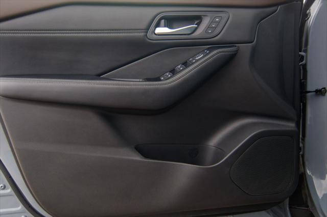 used 2023 Nissan Rogue car, priced at $24,899