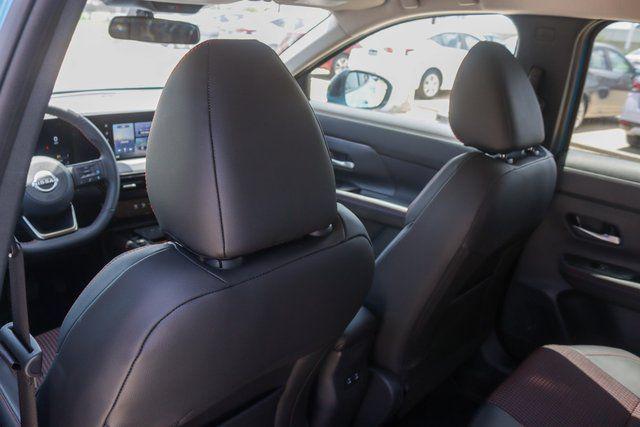 new 2025 Nissan Kicks car, priced at $27,444
