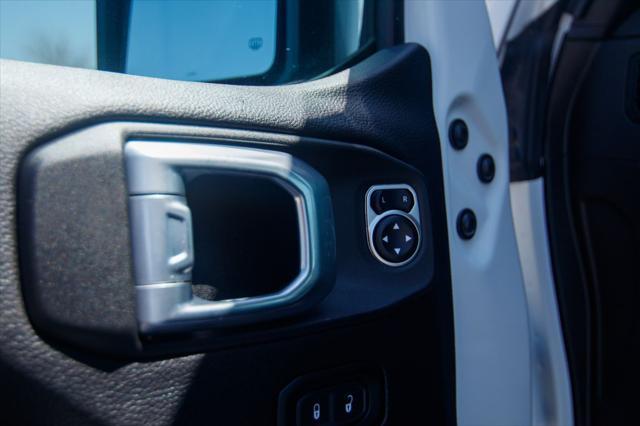 used 2022 Jeep Gladiator car, priced at $27,688