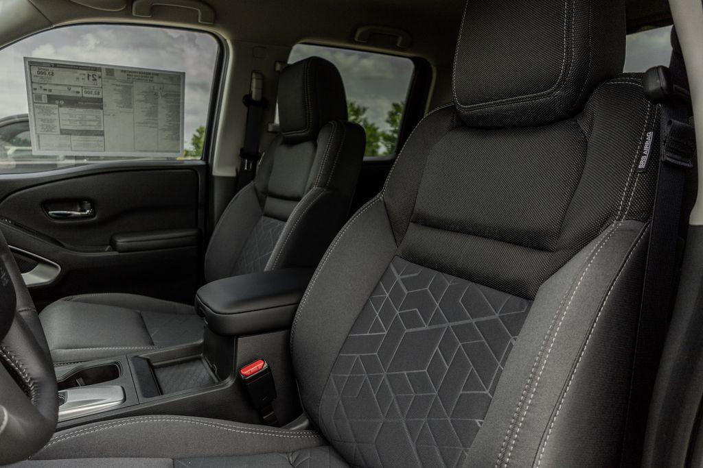 new 2025 Nissan Frontier car, priced at $33,999