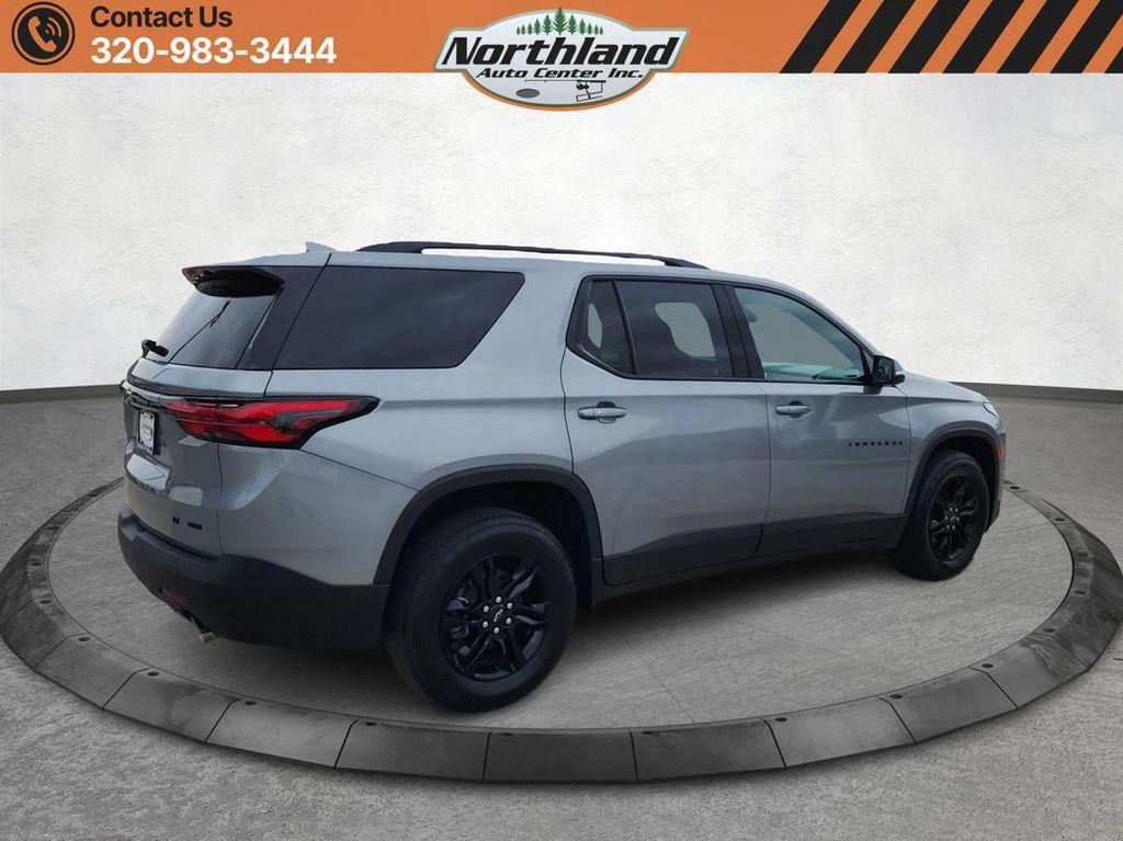 used 2023 Chevrolet Traverse car