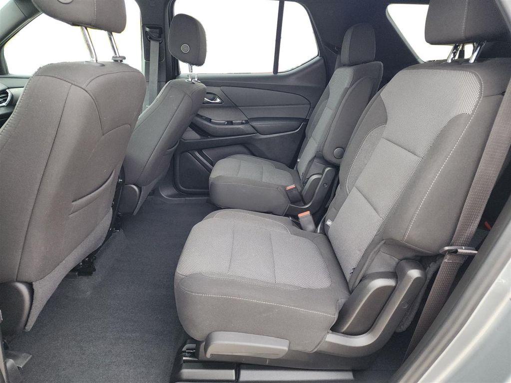 used 2023 Chevrolet Traverse car