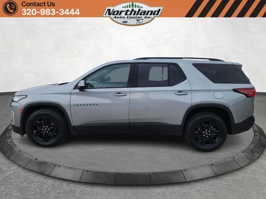 used 2023 Chevrolet Traverse car