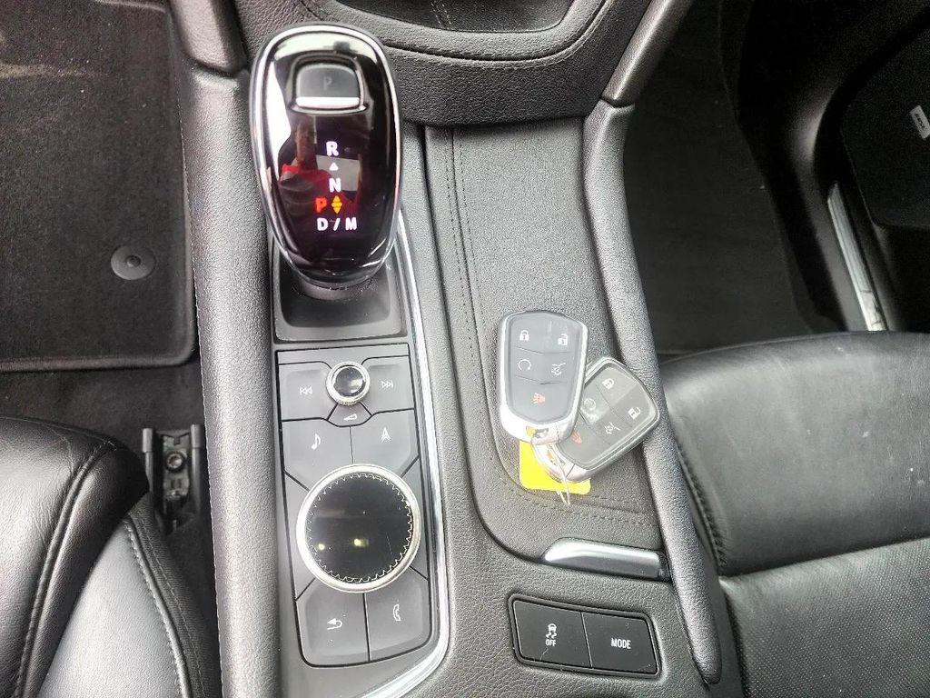 used 2023 Cadillac XT5 car, priced at $38,448