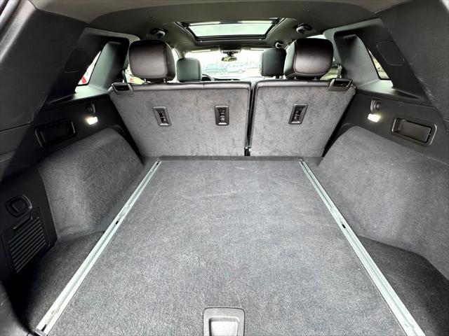 used 2023 Cadillac XT5 car, priced at $35,950