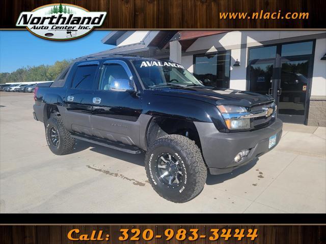 used 2005 Chevrolet Avalanche car, priced at $12,250