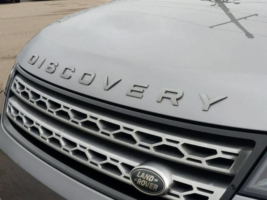 used 2020 Land Rover Discovery car, priced at $28,838