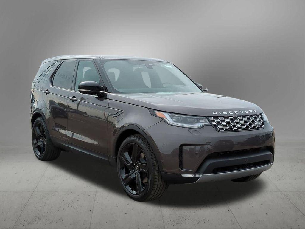 new 2025 Land Rover Discovery car, priced at $71,528