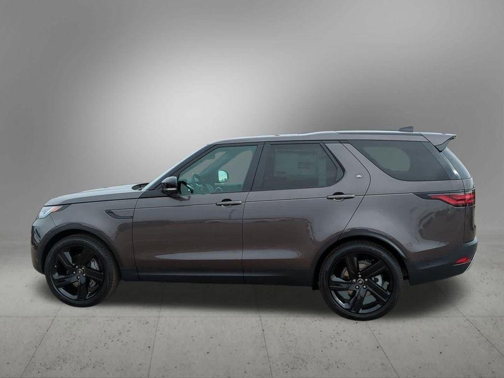 new 2025 Land Rover Discovery car, priced at $71,528