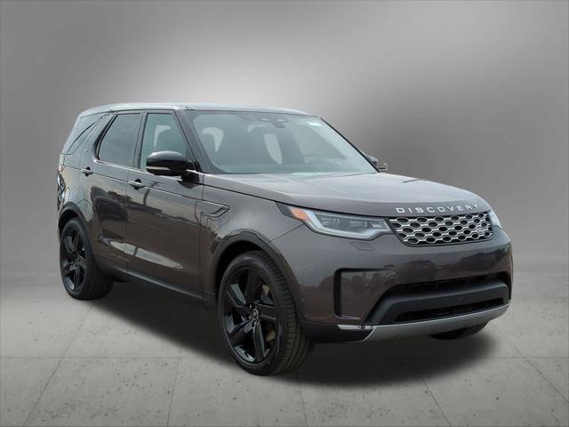 new 2025 Land Rover Discovery car, priced at $71,528