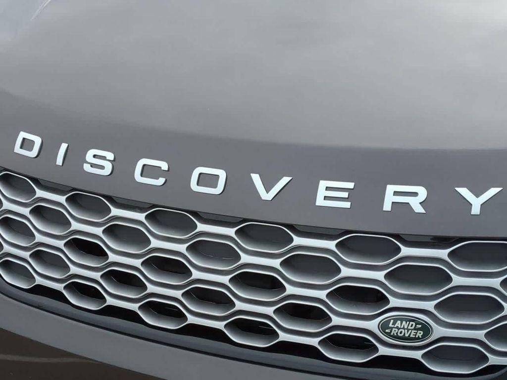 new 2025 Land Rover Discovery car, priced at $71,528