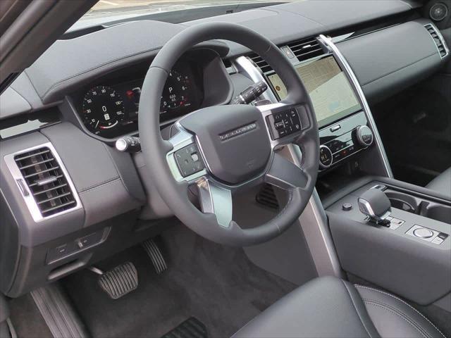 new 2025 Land Rover Discovery car, priced at $71,528