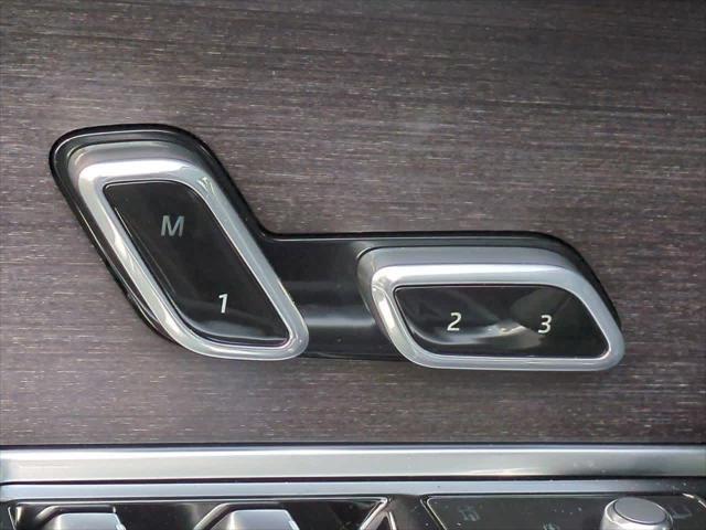 new 2025 Land Rover Range Rover car, priced at $129,380