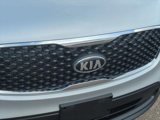 used 2016 Kia Sorento car, priced at $13,191