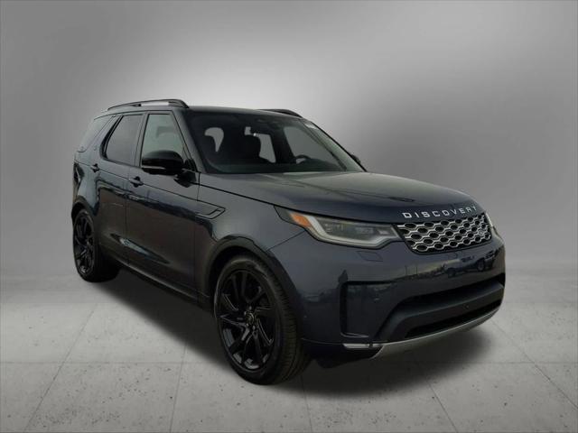 new 2025 Land Rover Discovery car, priced at $70,478