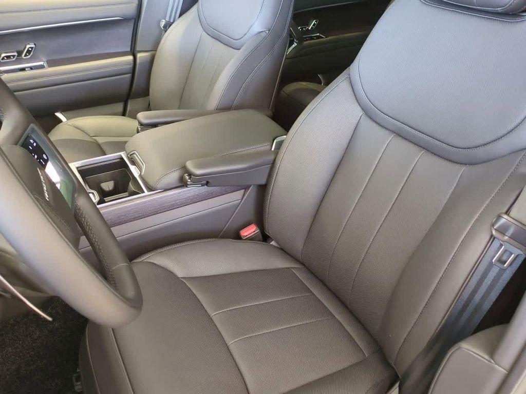 new 2025 Land Rover Range Rover car, priced at $154,855
