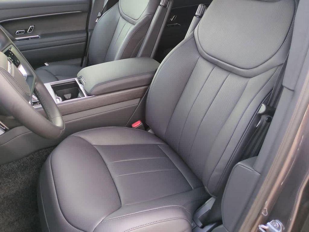 new 2025 Land Rover Range Rover car, priced at $124,055