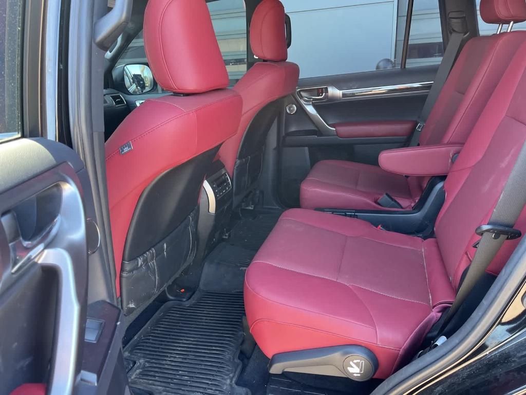used 2022 Lexus GX 460 car, priced at $56,132