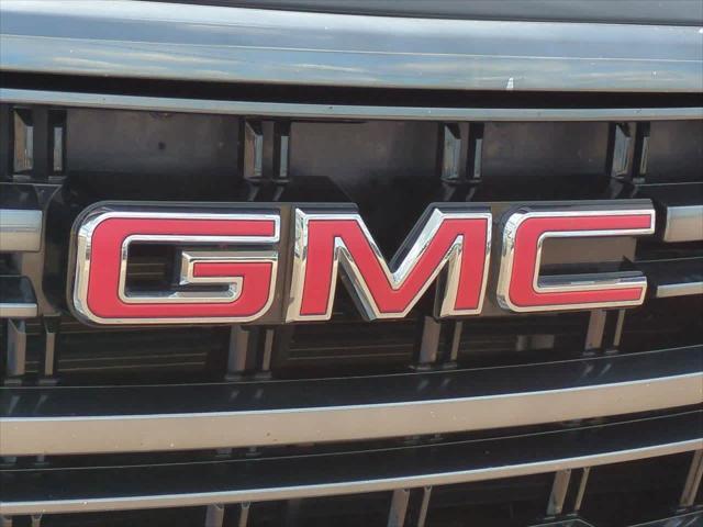 used 2022 GMC Yukon XL car, priced at $56,974
