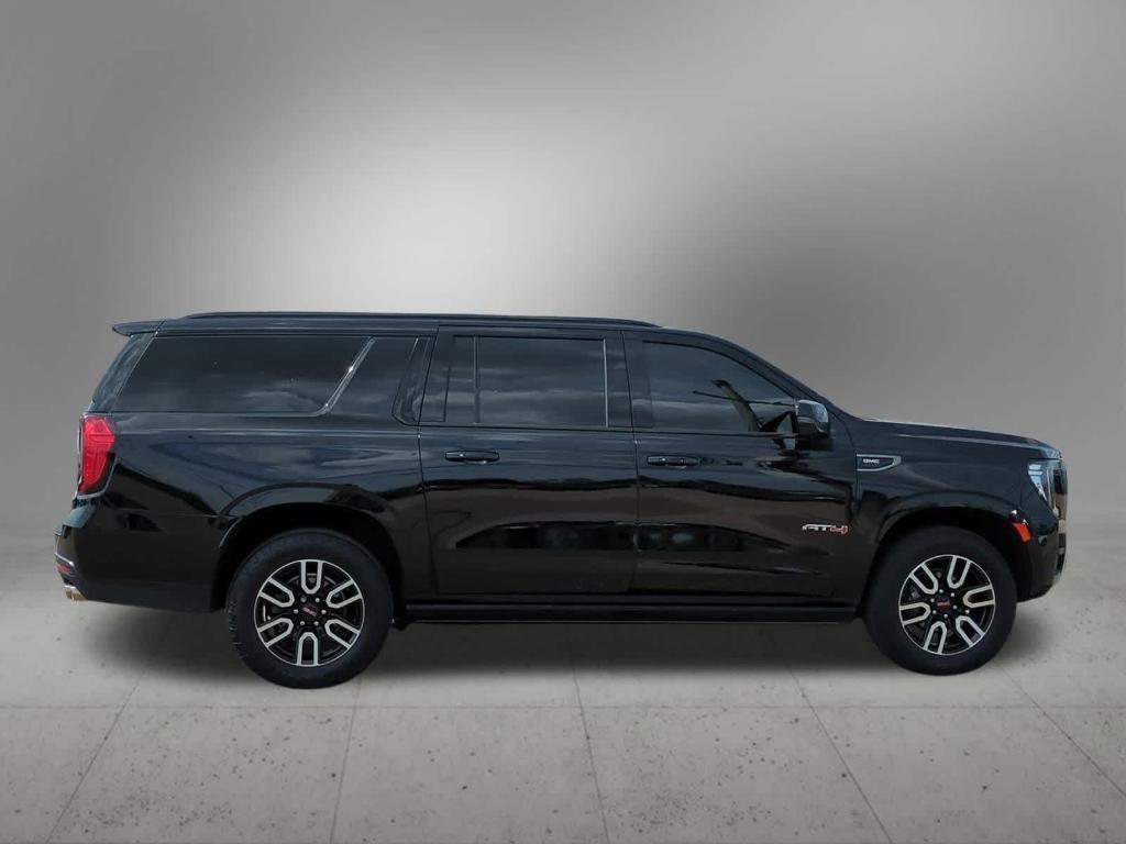 used 2022 GMC Yukon XL car, priced at $56,974