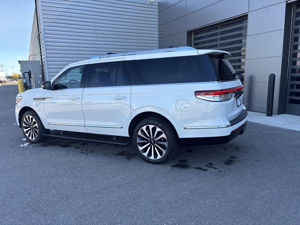 used 2023 Lincoln Navigator L car, priced at $71,883