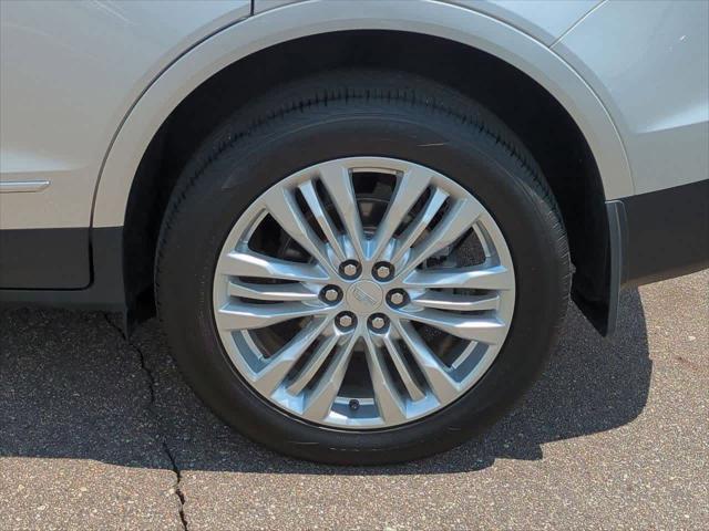 used 2019 Cadillac XT5 car, priced at $22,306