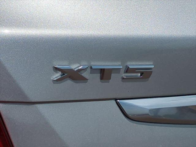 used 2019 Cadillac XT5 car, priced at $22,306