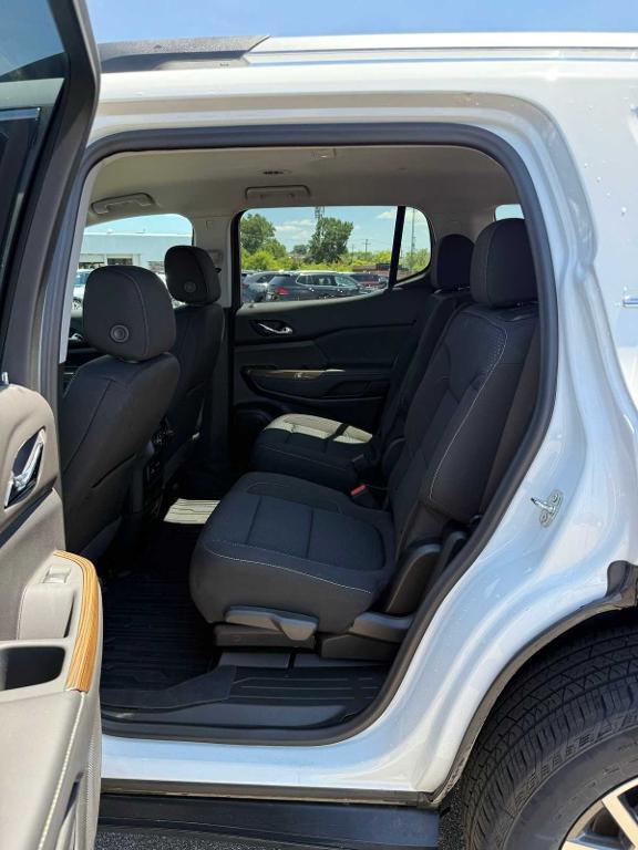 used 2022 GMC Acadia car, priced at $30,872