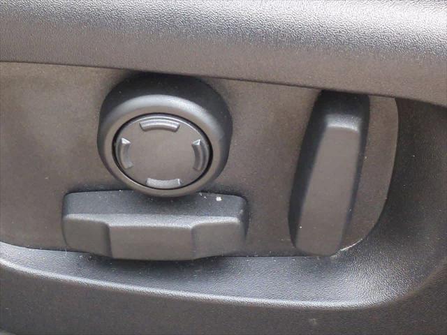 used 2025 Land Rover Range Rover Velar car, priced at $66,567