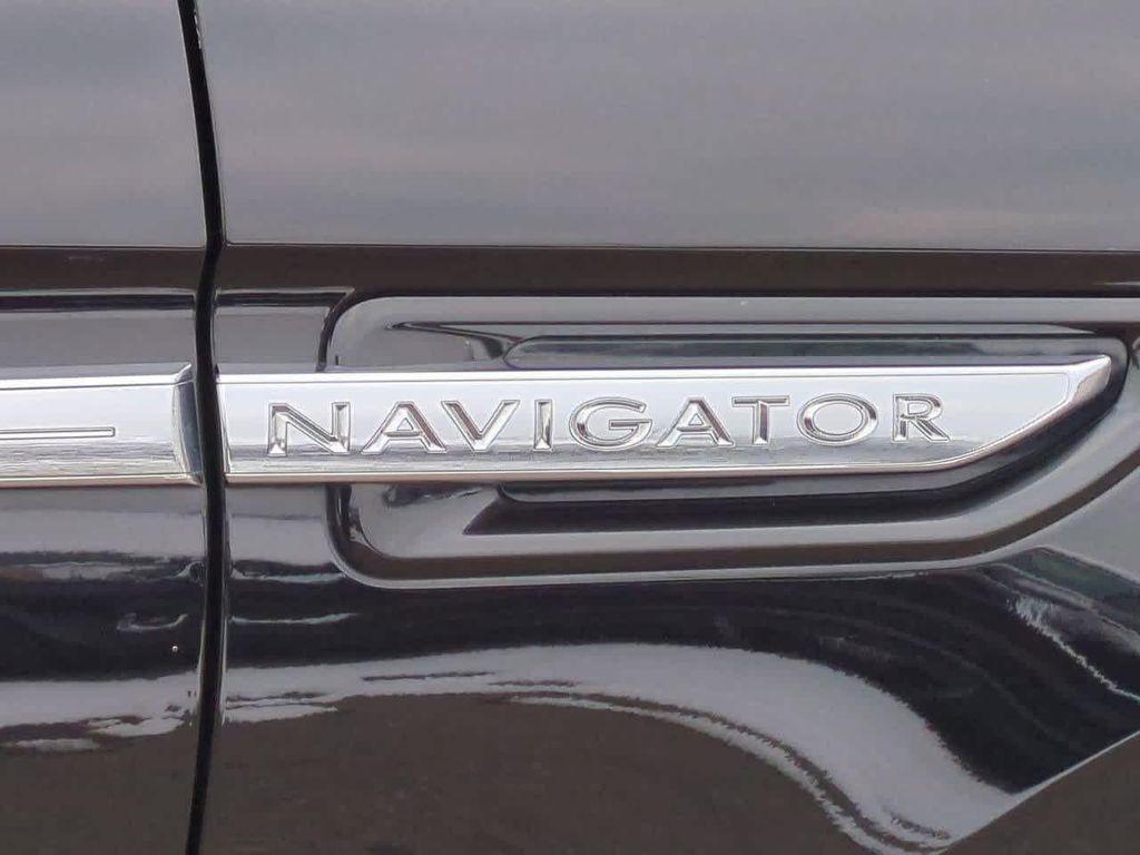 used 2019 Lincoln Navigator L car, priced at $36,424