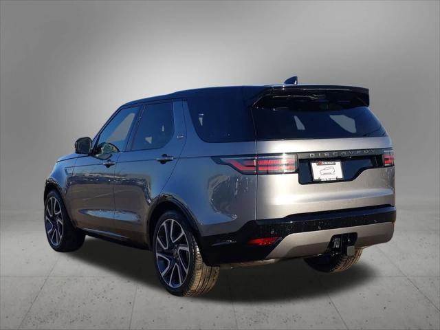 new 2025 Land Rover Discovery car, priced at $82,378