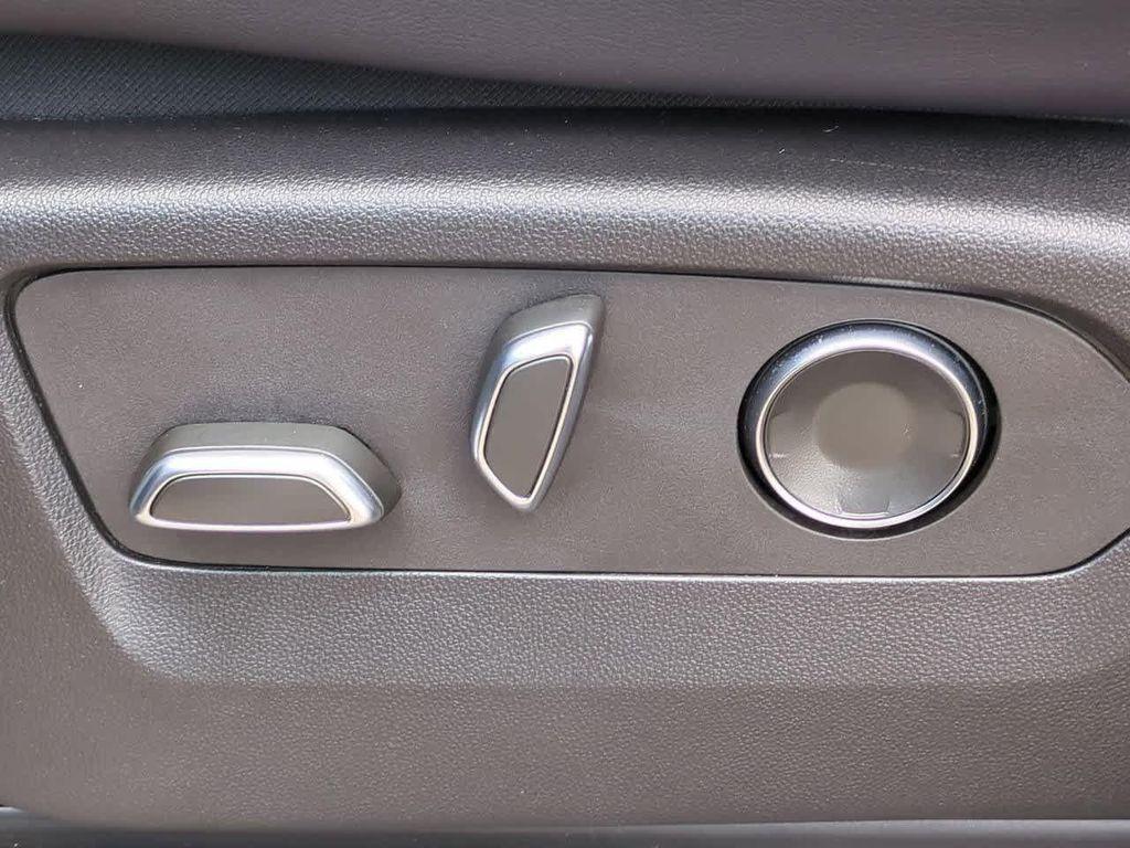 used 2024 Cadillac Escalade car, priced at $77,524