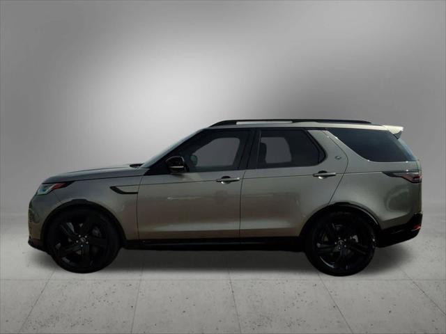 used 2022 Land Rover Discovery car, priced at $41,897