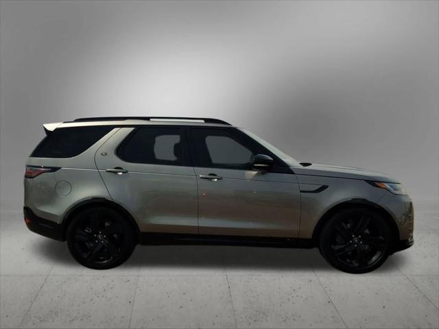 used 2022 Land Rover Discovery car, priced at $41,897