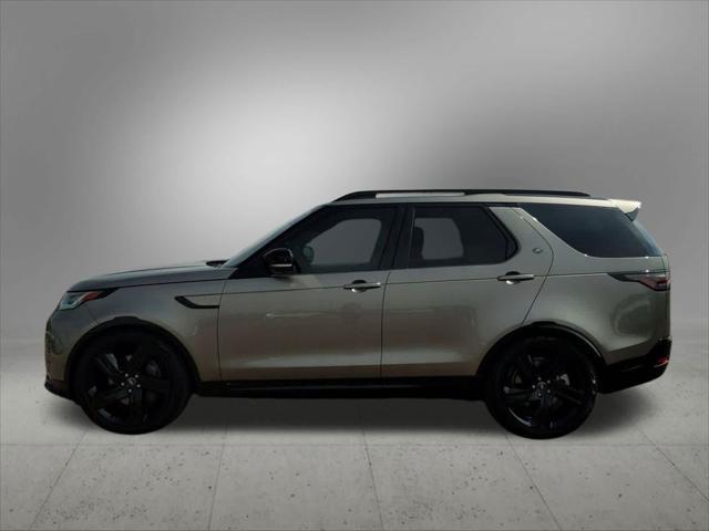 used 2022 Land Rover Discovery car, priced at $46,342