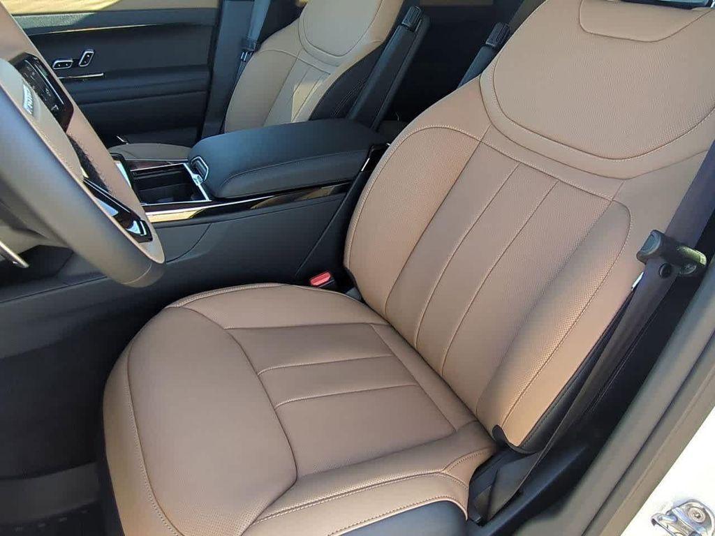 new 2025 Land Rover Range Rover Sport car, priced at $107,665