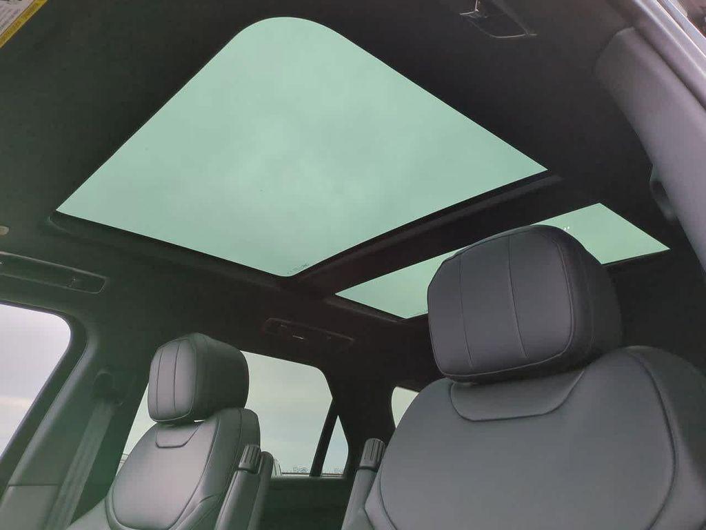 new 2025 Land Rover Range Rover Sport car, priced at $97,675