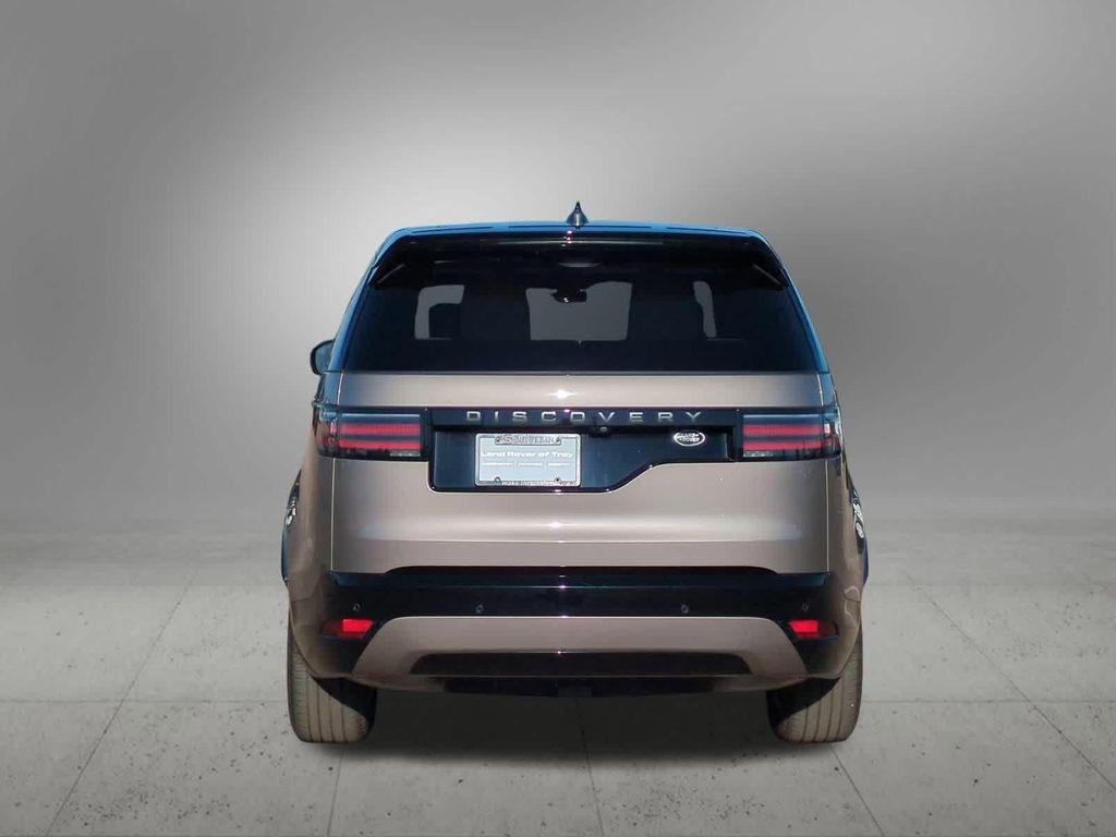 used 2023 Land Rover Discovery car, priced at $39,898