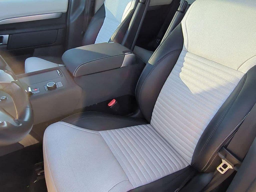 used 2023 Land Rover Discovery car, priced at $39,898