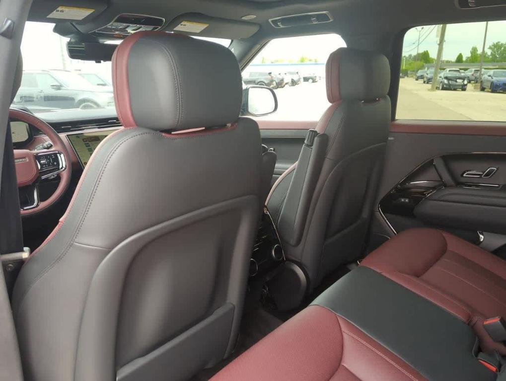 new 2025 Land Rover Range Rover Sport car, priced at $105,475