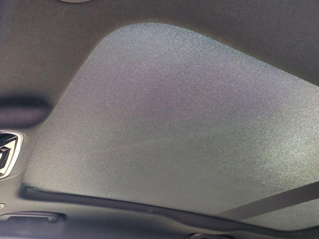 used 2022 Land Rover Range Rover Velar car, priced at $39,864