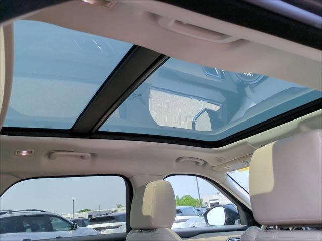 used 2022 Land Rover Range Rover Velar car, priced at $41,178