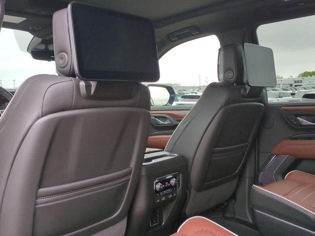 used 2024 GMC Yukon XL car, priced at $86,824