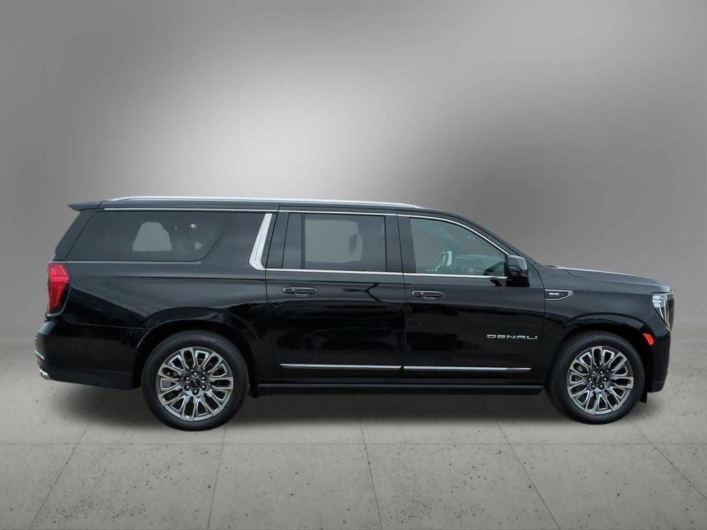 used 2024 GMC Yukon XL car, priced at $86,824