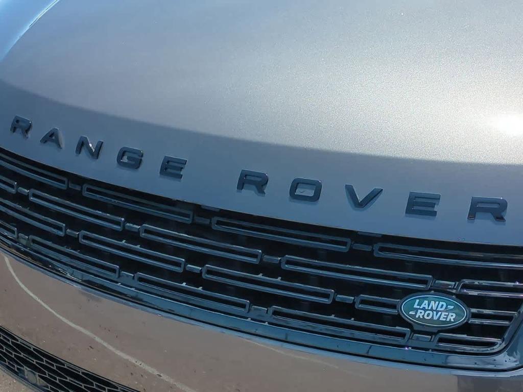 new 2025 Land Rover Range Rover Sport car, priced at $123,475