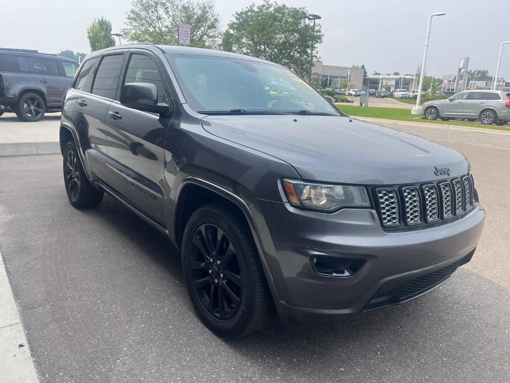 used 2018 Jeep Grand Cherokee car, priced at $18,833