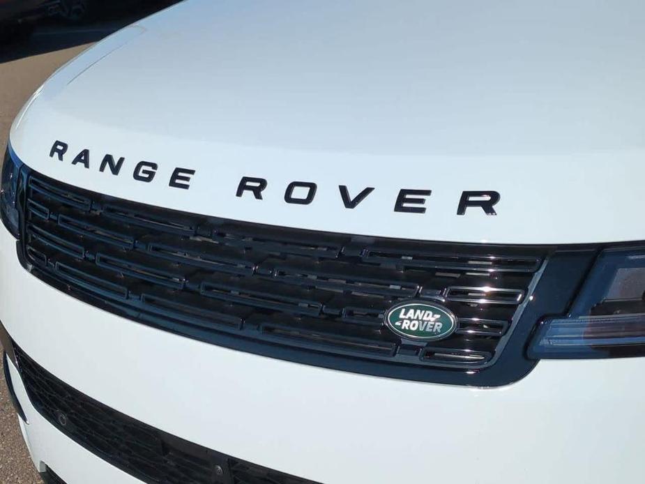 new 2025 Land Rover Range Rover Sport car, priced at $92,455