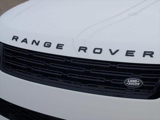 new 2025 Land Rover Range Rover Sport car, priced at $104,250